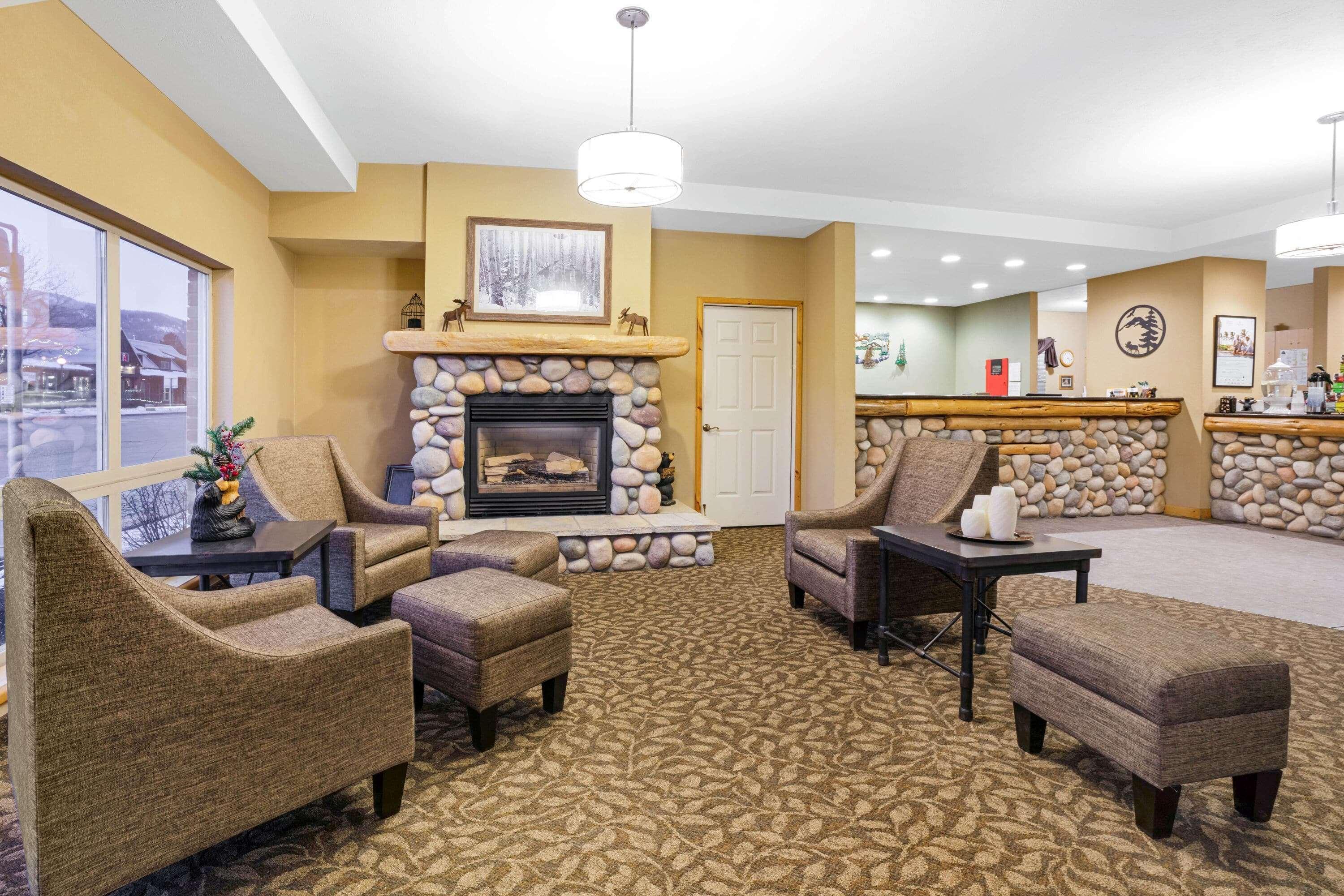 Hotel Cedar Street & 3*